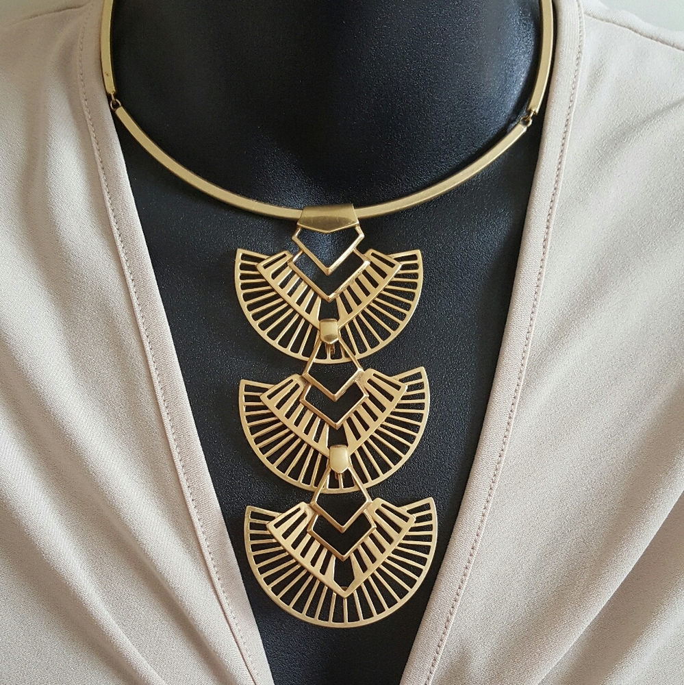 Stella & Dot BIB Collar necklace